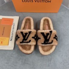 Louis Vuitton Slippers